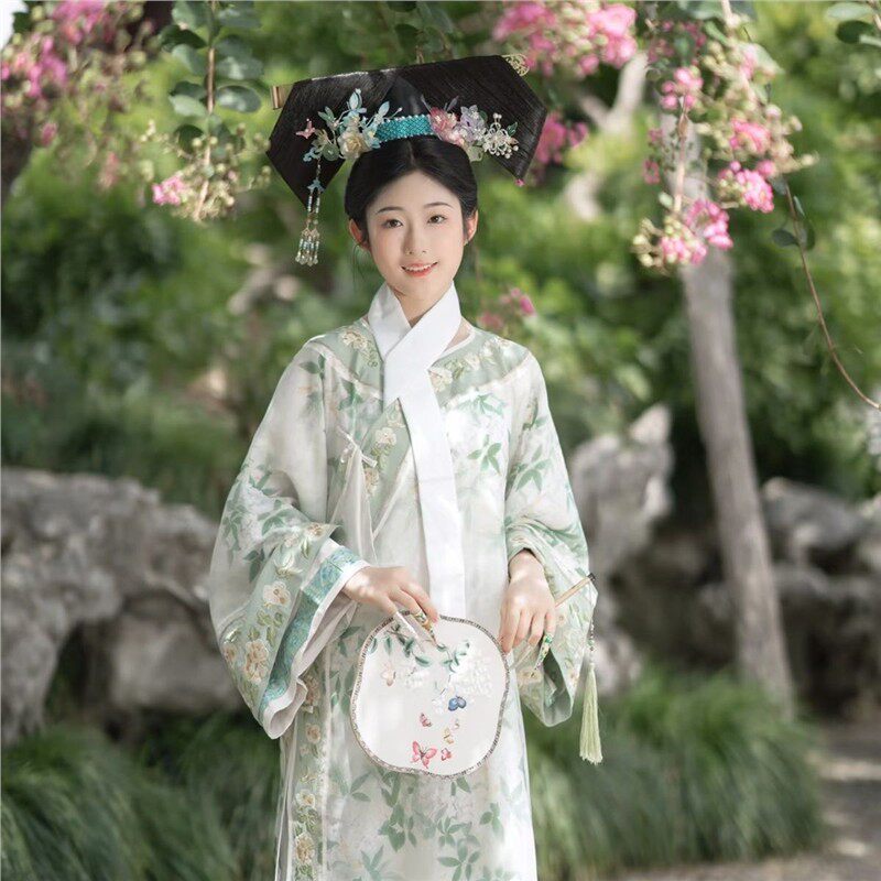 满族旗装清朝古装格格服改良清代服装氅衣旗服清汉女装印花