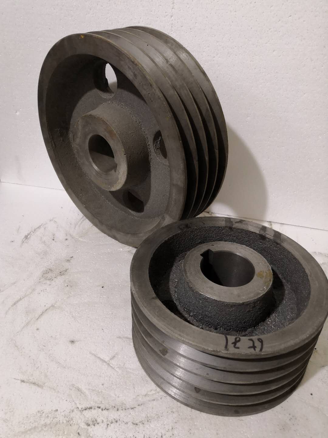 三角皮带轮C型3槽4槽5槽电机马达破碎机皮带轮皮带盘 铸铁