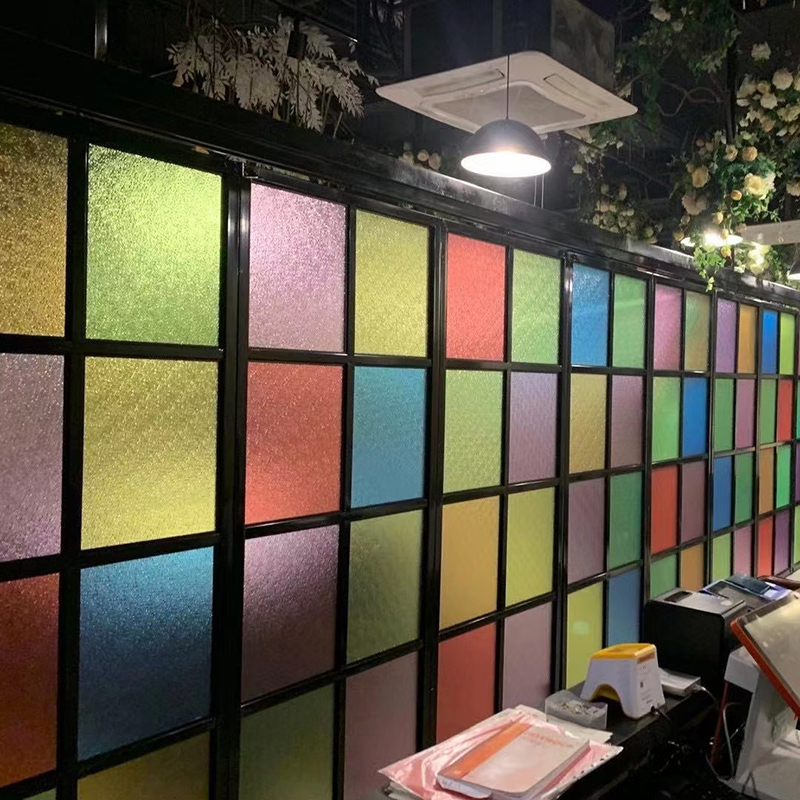 海棠花压花彩色钢化艺术玻璃满洲窗旧古中式酒店民宿屏风隔断门窗