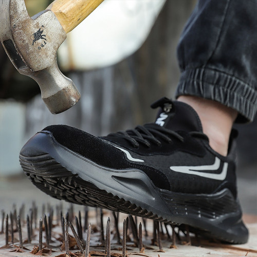 劳保鞋男款四季轻便防臭钢包头防砸防刺穿绝缘女透气软底运动工作