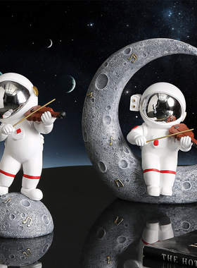 创意树脂宇航员摆件批发办公室桌面儿童节礼物客厅家居装饰太空