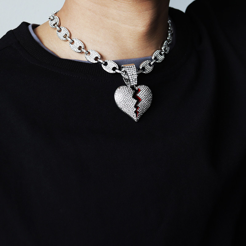 嘻哈说唱爱心项链小鬼王琳凯同款心碎形状男女伤心破碎的心吊坠