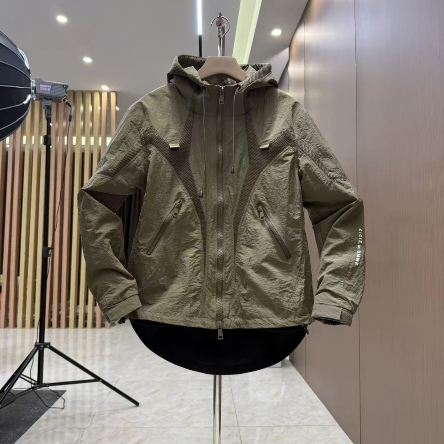 2026春季新款高级感工装风休闲连帽洋气百搭宽松显瘦男款时尚夹克