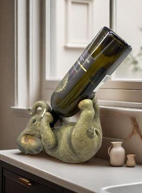 新款热卖象大红酒创饰意桌面酒架柜装雕塑树脂工zzw13017艺品摆件