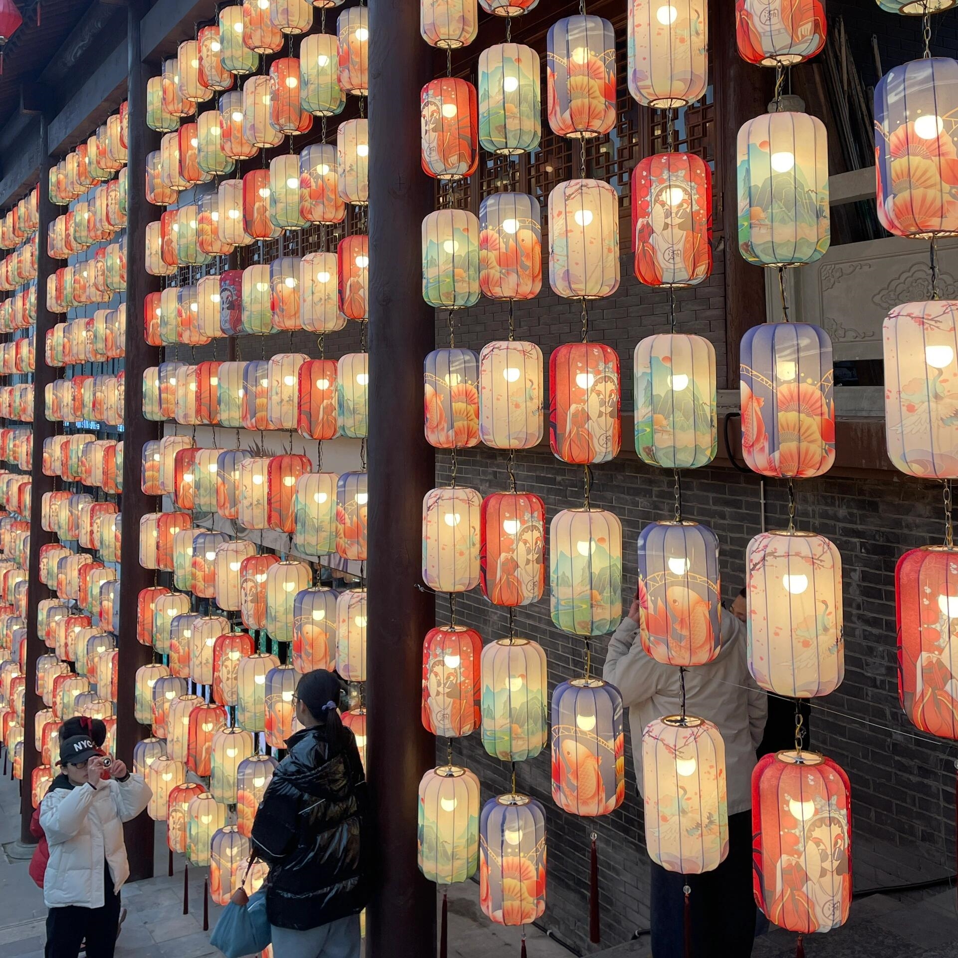 可定制形状图案户外灯笼