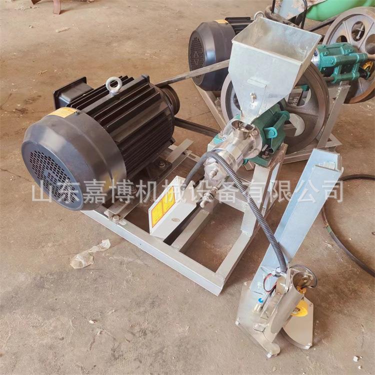 对外用食品膨化机 三项电玉米棒皮带机一机10用康乐果机