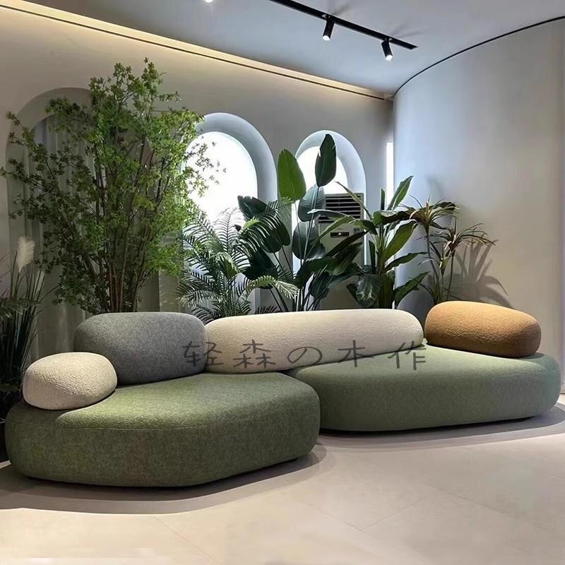 意式轻奢客厅接待区无扶手设计师创意鹅卵石弧形自由组合款合沙发