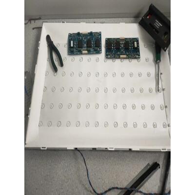 广告机LC320DUE(SF)(R1)灯条CRD320S14K背光拼接屏恒流板DZ-GL060