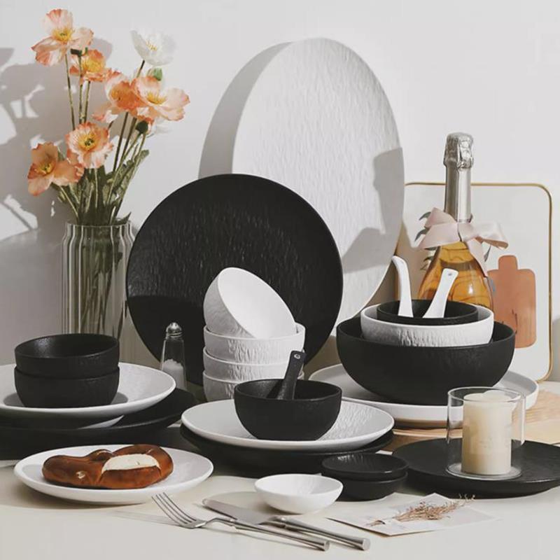碗碟套装家用简约现代陶瓷碗盘吃饭碗2025新款乔迁餐具套组高级感