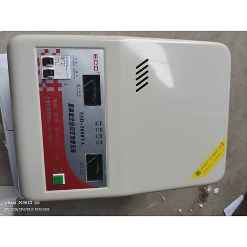 全自动高精度交流5000w稳压器