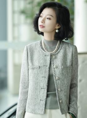 高级重工羊毛小香风银灰色外套女