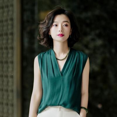 西子/【沁凉丝语】桑蚕丝V领缎面通勤宽松无袖内搭背心/MJZY094