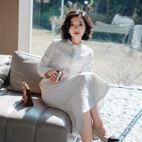 伞摆高级设计感显瘦优雅半身裙女