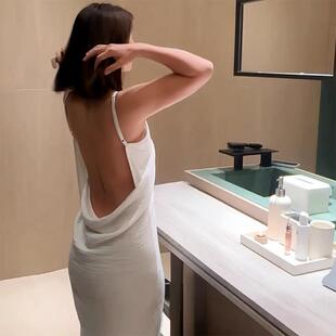 可穿式吊带浴巾女士浴袍纱布浴裙露背透气吸水棉纱四层白色法式