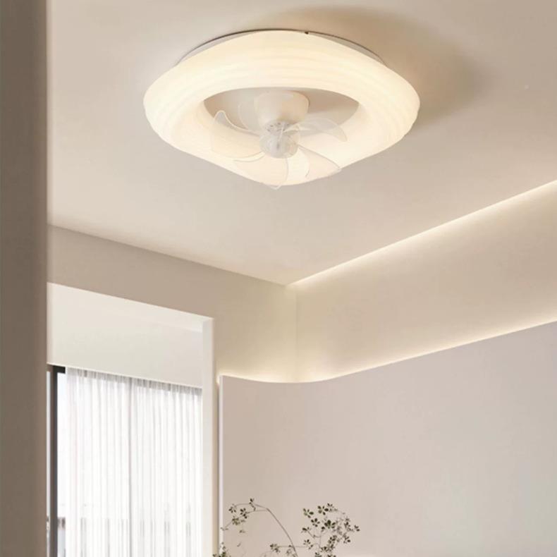 奶油风摇扇头风扇吸灯顶灯静简约无品牌/现代日式餐厅卧音室灯隐