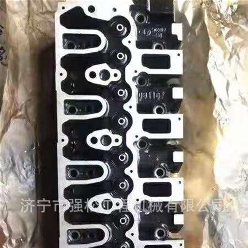 五 10铃6SD1边盖总成11w3200-9701 发动机配件涡轮增压器