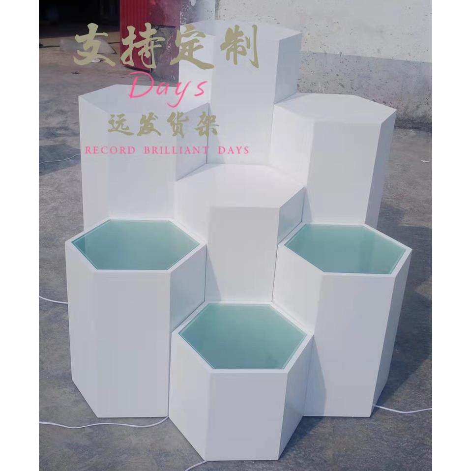 移动展示台人造板发光地台多功能无人机科技烤漆台展厅展台定制