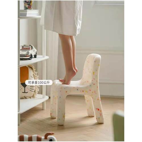 网红ins风儿童椅子带靠背小凳子小孩学习椅游戏椅 桌椅套装幼儿园