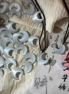 猫眼石月亮锁骨链清冷项链小众偏光月牙吊坠国风醒狮复古新中式