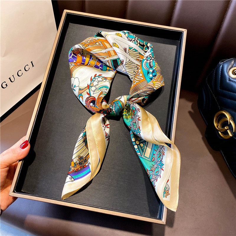 送礼真丝丝巾中方巾女百搭秋冬季护颈椎桑蚕丝韩国小领巾