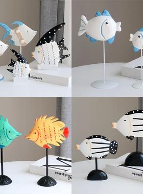 地中海家居饰品蓝白木质对鱼摆件做旧亲嘴鱼桌面电视机柜精致摆设