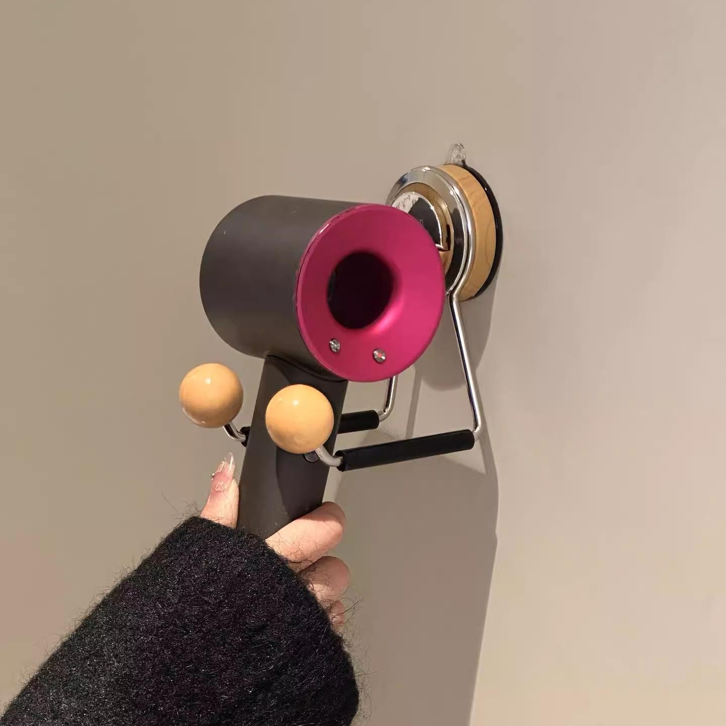 吹风机置物架吸盘免打孔卫生间浴室壁挂式电吹风支架风筒收纳挂架