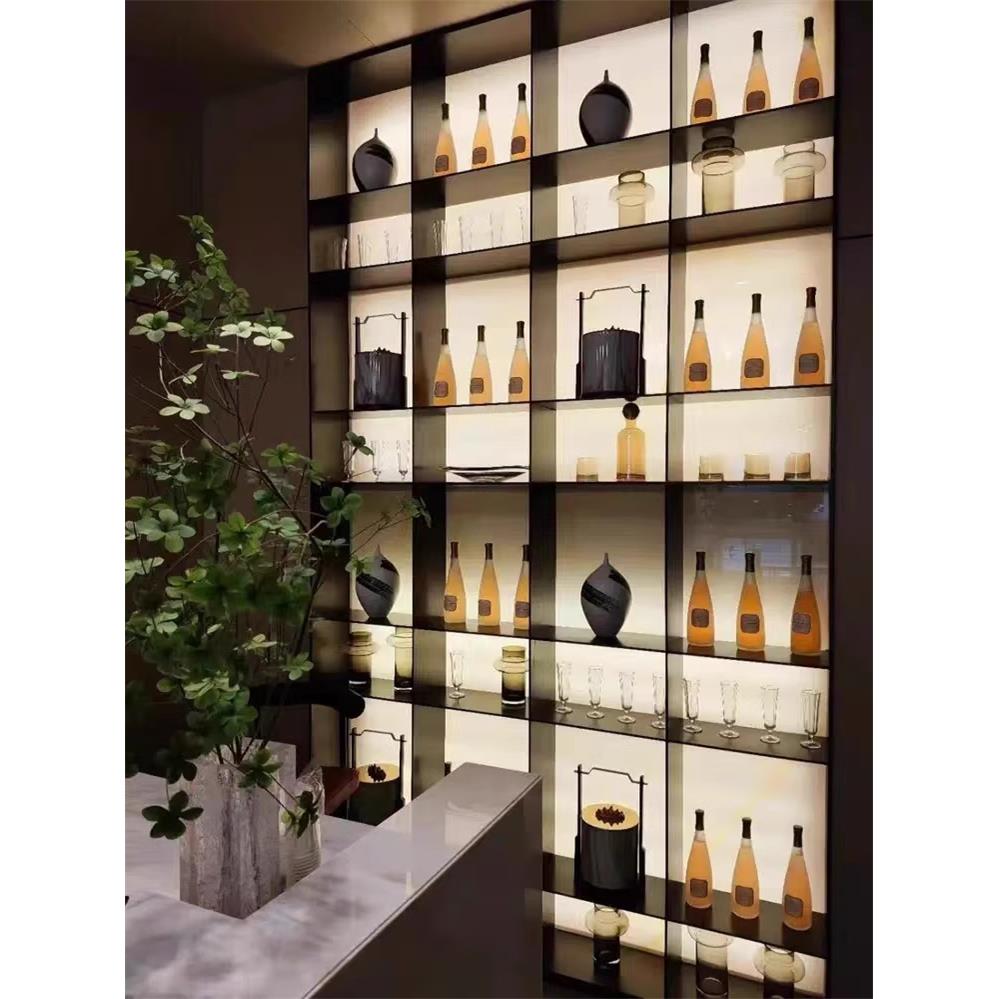 不锈钢钢板带灯酒柜金属壁龛轻奢置物架隔层定制亚克力发光背板柜