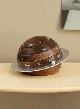 地球日历创意摆件2025年新款机械万年历实木高级复古台历开学礼物