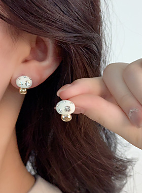 甜美可爱白色珐琅滴釉镶钻小蘑菇耳钉时尚小巧精致百搭耳环耳饰品