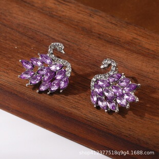 网红微镶黑天鹅耳钉女韩国气质时尚个性耳环新款潮锆石百搭耳饰品