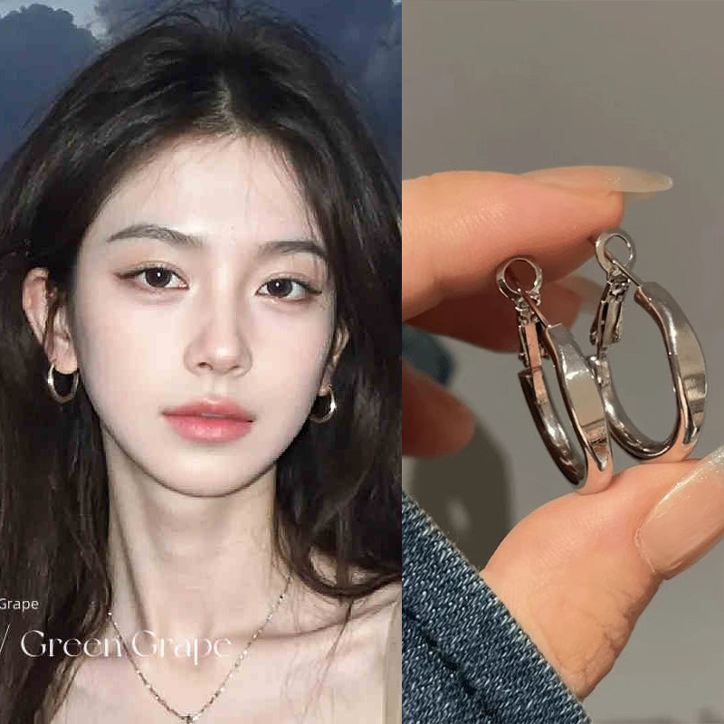 辣妹风银色圈圈耳环女2026爆款耳钉小众独特高级感耳圈ins耳饰品