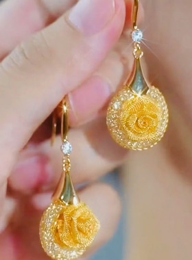 2026新款爆款高级感耳环轻奢金色耳坠镶钻耳钩超火耳钉玫瑰花耳饰