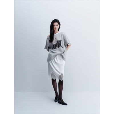 YANGYUQING设计师品牌斜肩小狗印花休闲短袖25SS