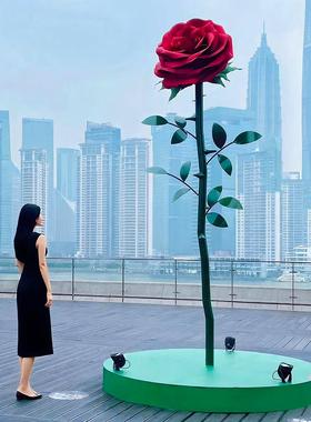 网红云朵秋千座椅风景区海边拍照装饰爱心天梯打卡彷真粉玫瑰花雕