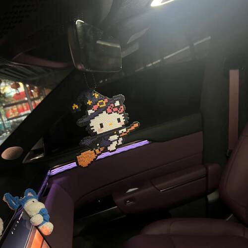 HelloKitty汽车挂件拼豆成品车饰手工车载挂件送朋友Hello平安