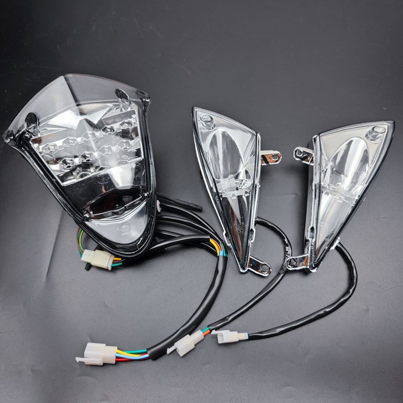 摩托车改装配件鬼火一代尾灯总成和后转向灯总成刹车灯转弯灯灯具