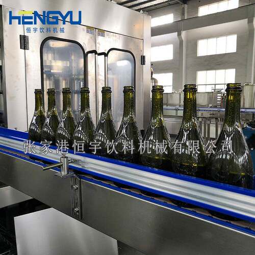 全自动精度饮料灌装机苏打酒灌装设备三合一灌装扎丝机起泡