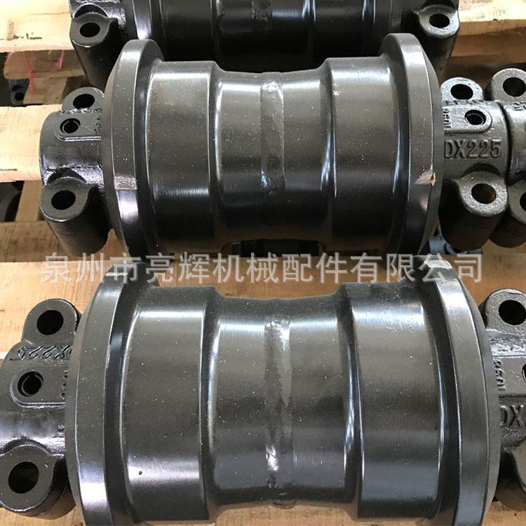 杰西博JCB22支重轮0杰西博轮JS30托链3JS220SVD承重轮