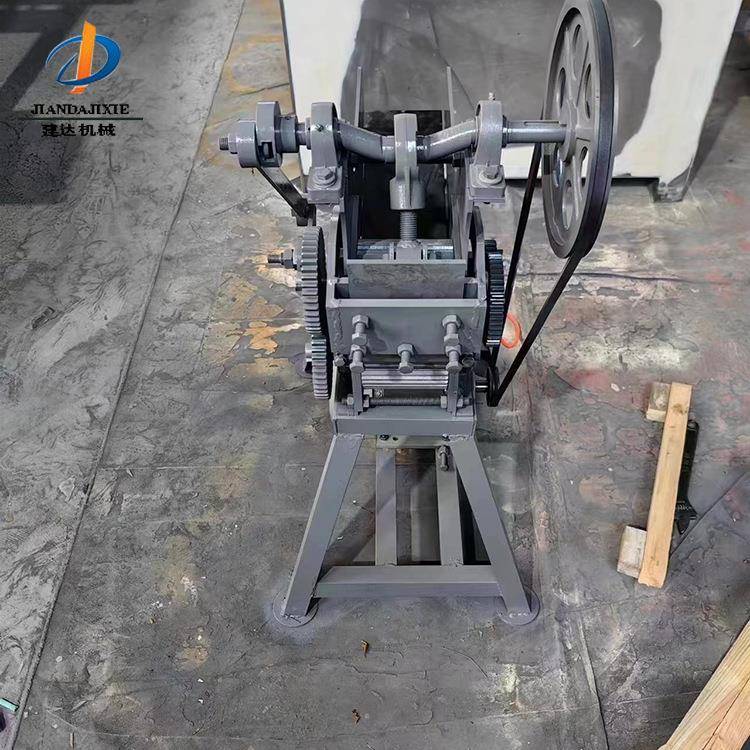 小型电动切烟丝机自动家用切烟叶切丝机多功能荷叶桑叶切段机