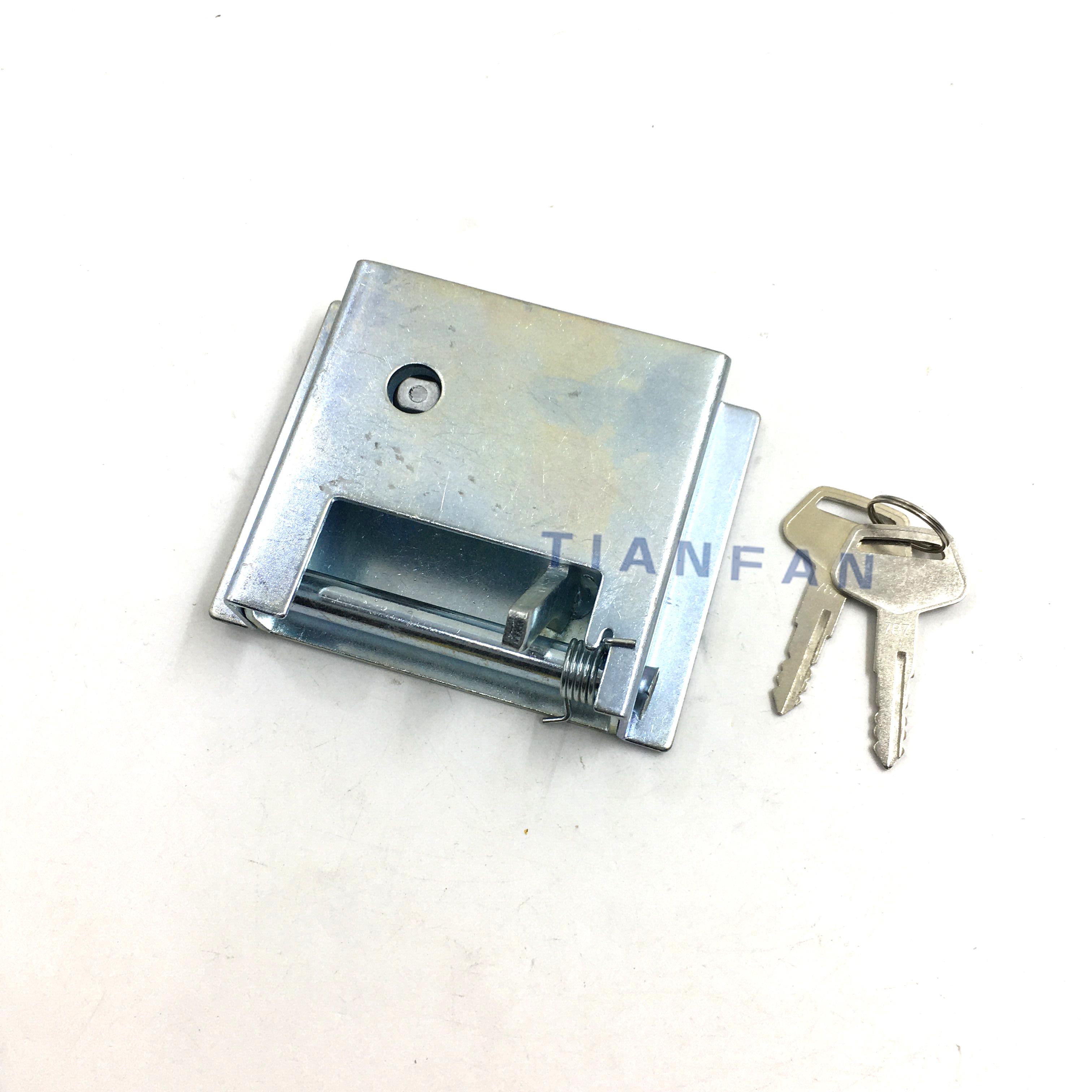 适用小松PC200/300/360-6-7-8挖掘机配件 发动机机盖后盖缸盖罩锁