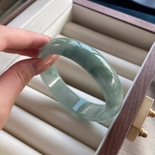 玉长情【丹青系列】缅甸翡翠玉手镯子女款油青冰透晴水冰种真玉石