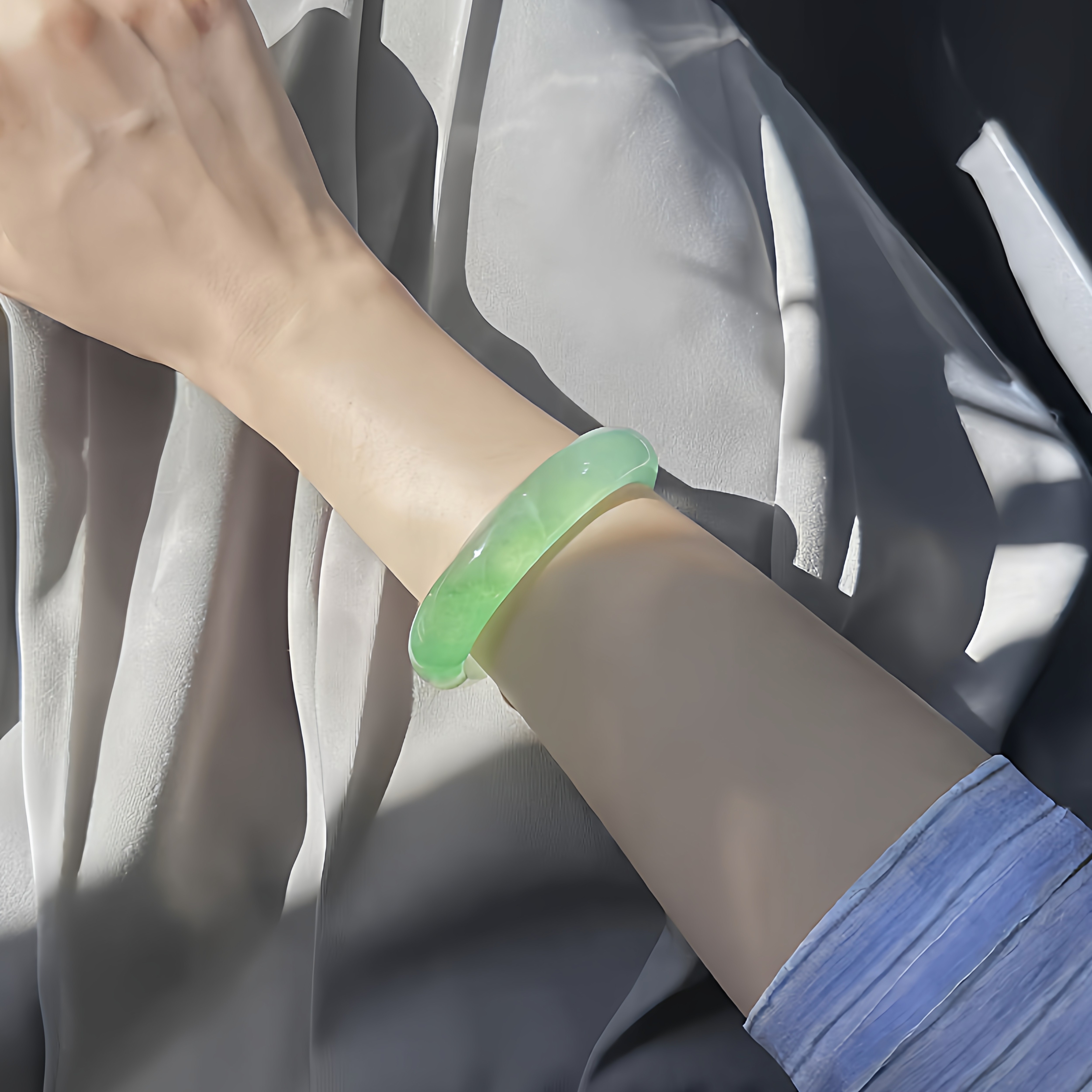 玉长情【绿枝系列】缅甸高端翡翠正品高冰种飘花玉手镯子真玉处理