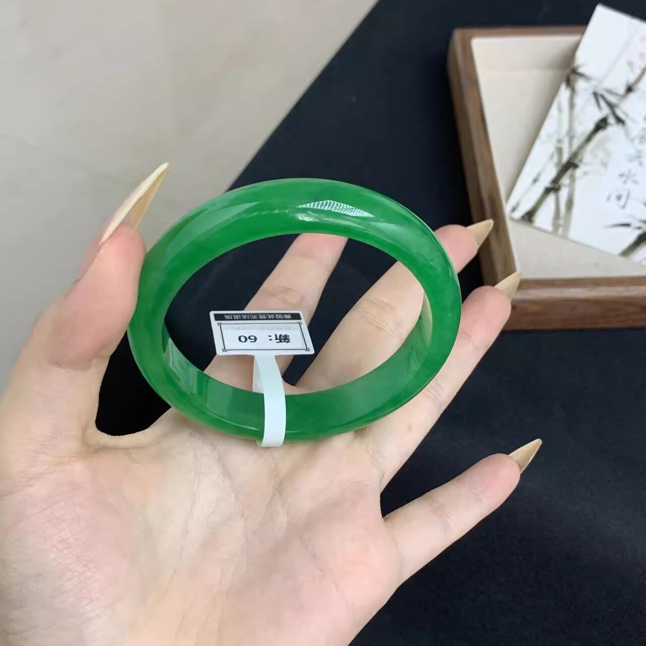 玉长情【满面系列】翡翠玉手镯子