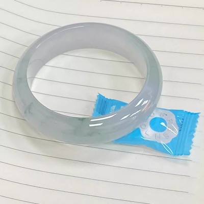 玉长情【百花系列】翡翠玉手镯