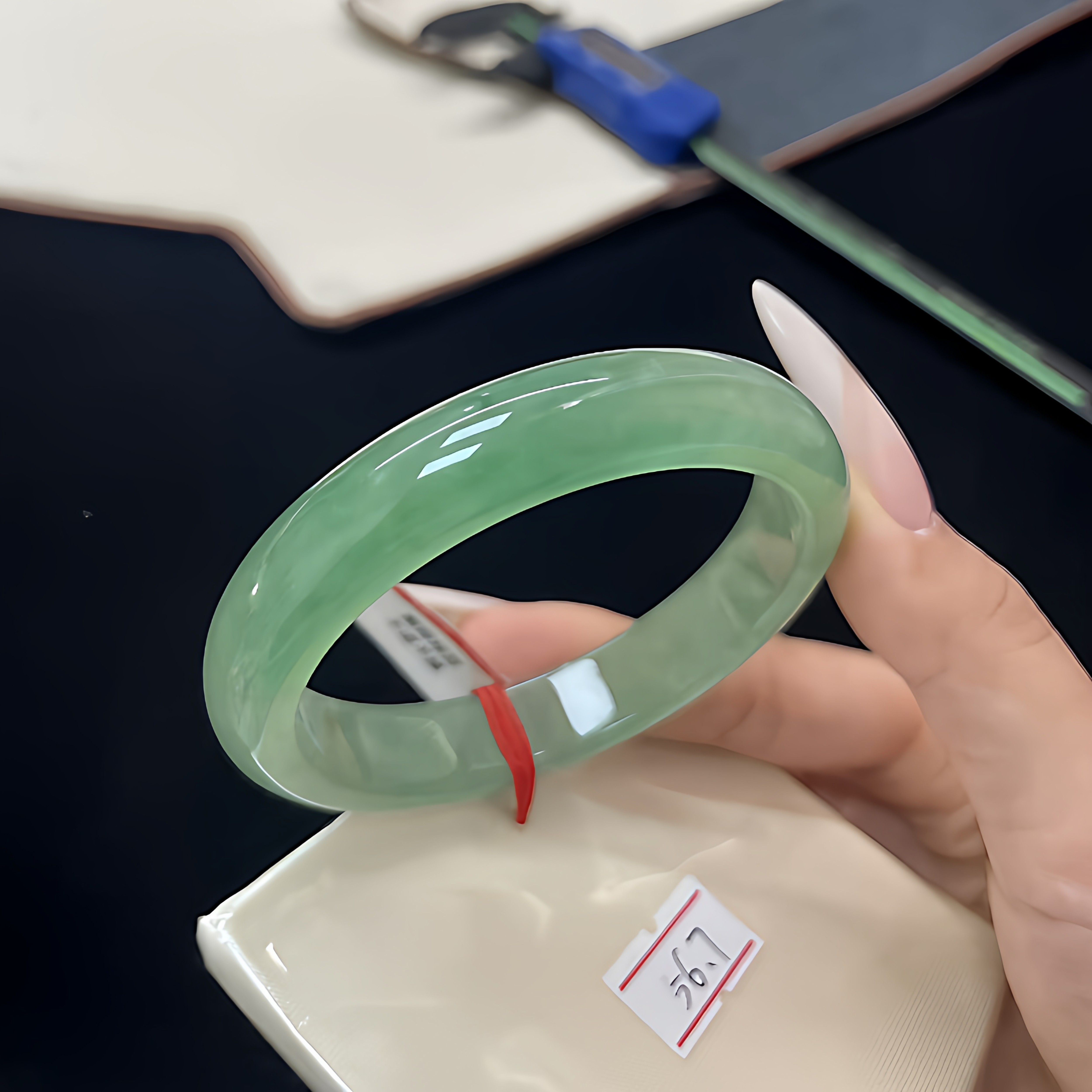 玉长情【丹青系列】高端缅甸翡翠高冰种飘花玉手镯子女款正品处理