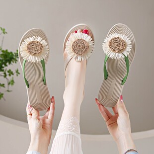 海边沙滩拖鞋 夏季 向日葵仿麻绳草旅游外穿人字拖女平跟夹脚夹板鞋