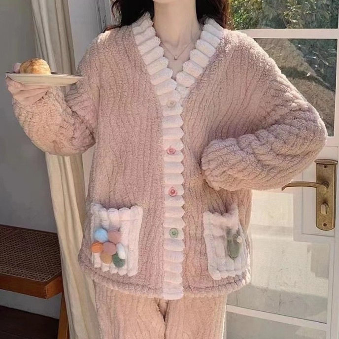 彩虹睡衣套装女秋冬法兰绒加厚保暖睡袍甜美纽扣开衫家居服可外穿