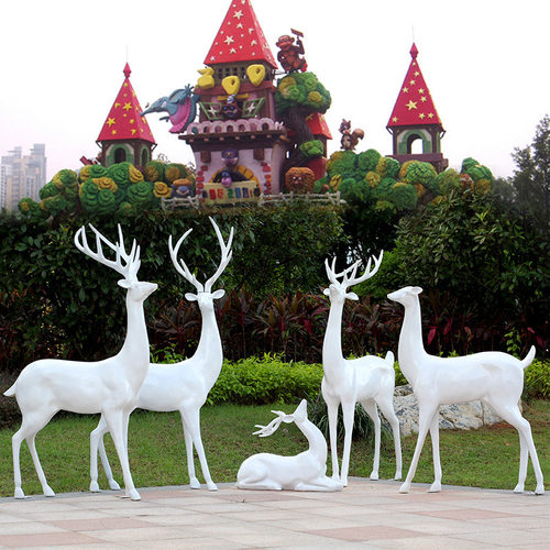 户外几何鹿雕塑酒店售楼部小区景观装饰抽象梅花鹿婚庆草坪摆件