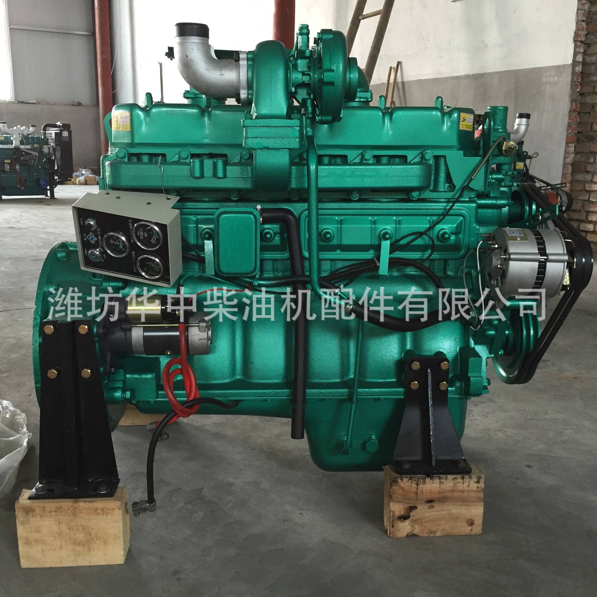 潍坊柴油发电机组用R6105AZLD 110KW发动机 100KW6缸柴油发动机