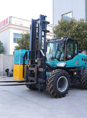 Powerful Off-Road Forklift Dominating All Grounds with Power